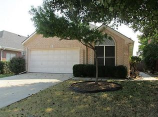 2111 Amherst Dr, Lewisville, TX 75067
