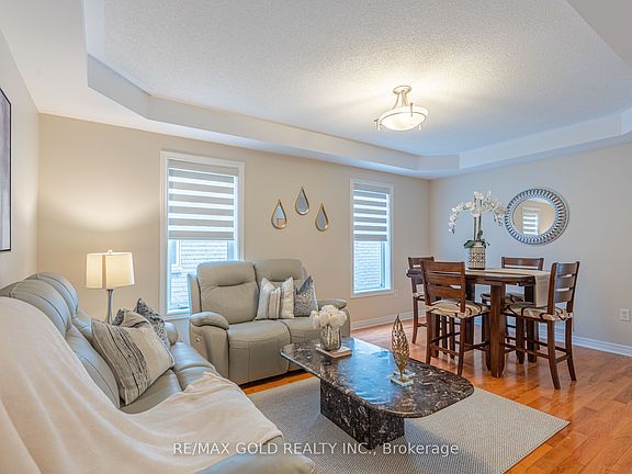 2nd image of 409 Fernforest Dr