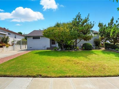 812 Uclan Dr, Burbank, CA, 91504