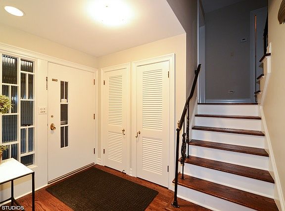 3rd image of 1011 Franklin Ave