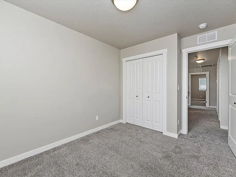 3093 N Summermoon Ave — Photo 27