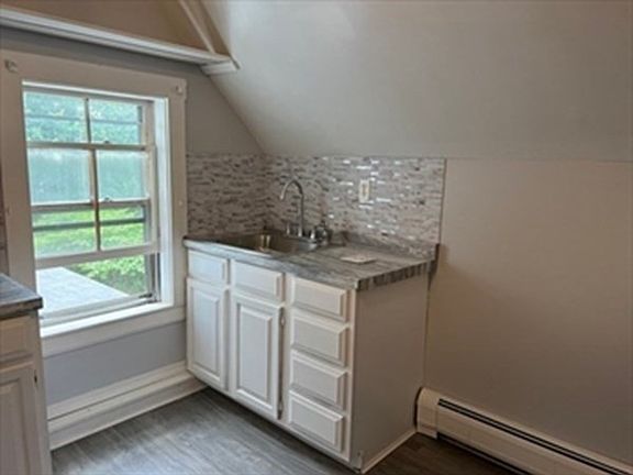 3rd image of 28 Main St