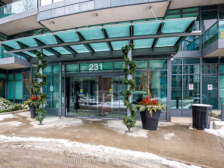 231 Fort York Blvd #223 — Photo 30