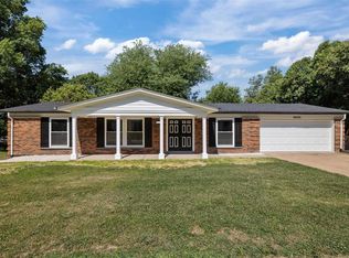 12653 Stoneridge Dr, Florissant, MO