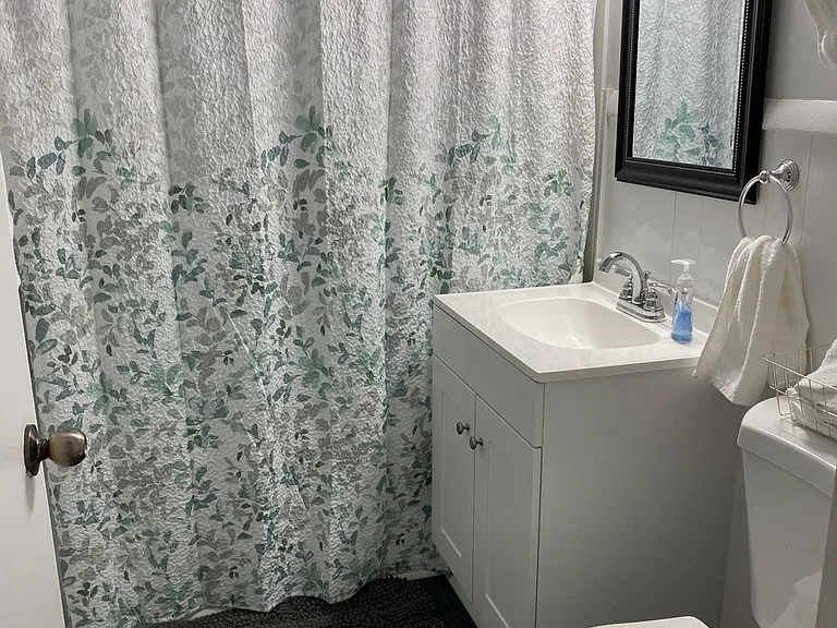 24 Cedar Ln — Photo 20