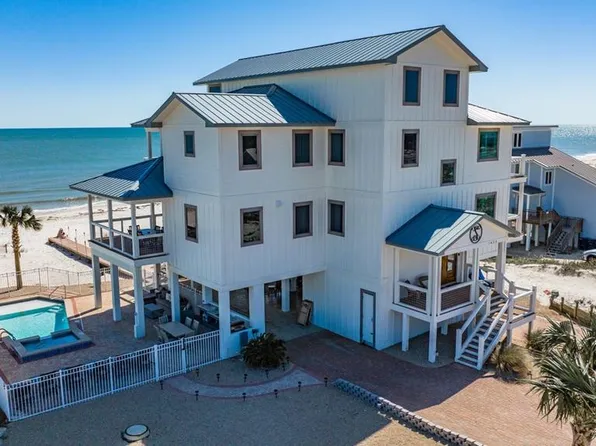 1426 E Gulf Beach Dr, Eastpoint, FL 32328