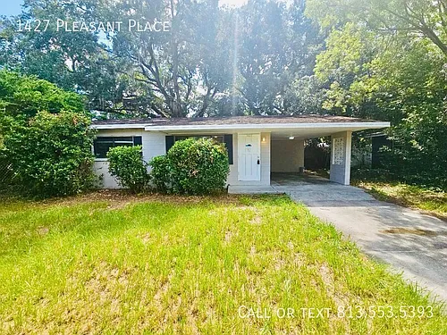 1427 Pleasant Pl Photo 1