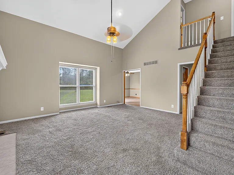 14802 Robinson St — Photo 4
