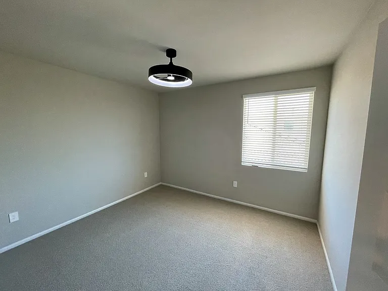 1048 Lumia Cir — Photo 12