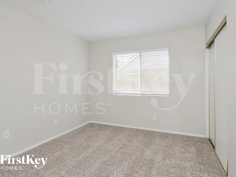 107 Workman Ct — Photo 12