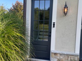 10601 Red Barn Ln #0, Potomac, MD 20854