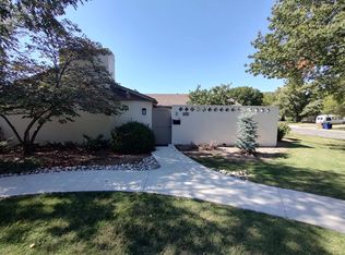 7203 E Huntington St, Wichita, KS 67206