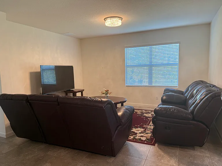 2526 SW Savage Blvd — Photo 5