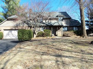 8 Harmin Ln, Collinsville, IL 62234