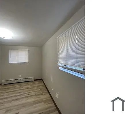 1630 Marion St — Photo 12
