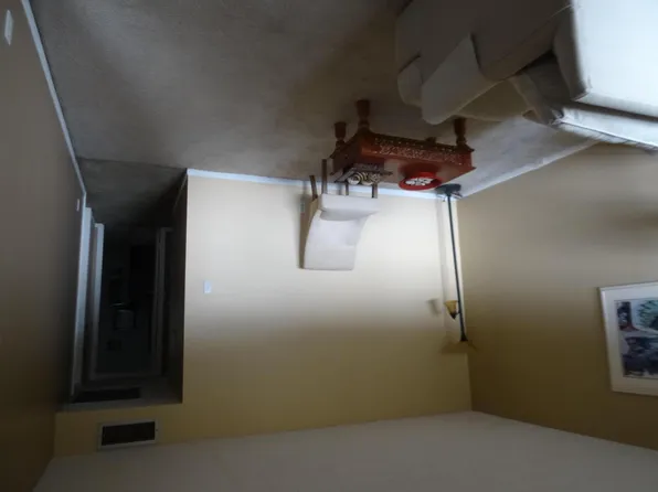 151 SW 135th Terrace #303t, Pembroke Pines, FL 33027