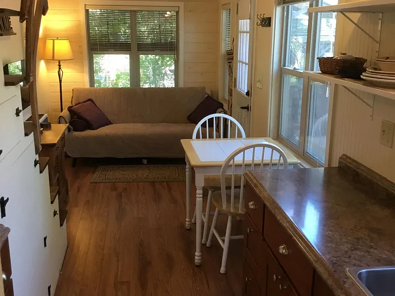 Lockwood Dr — Photo 5
