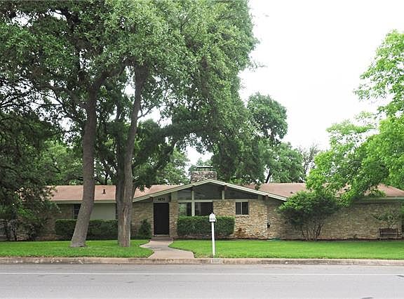 2nd image of 4830 Rollingwood Dr
