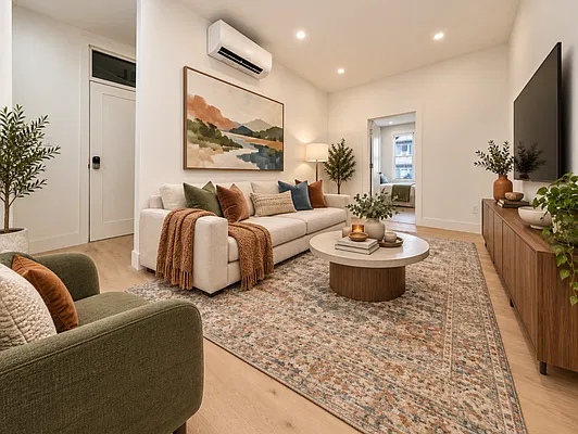 Living room, photo 1