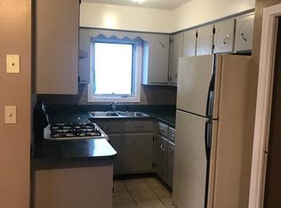 92 Bradford Ave #1, Fall River, MA 02721