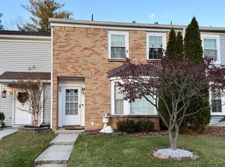 125 Archery Ct, Old Bridge, NJ 08857