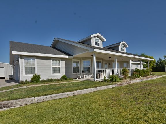 2nd image of 516 New York Dr
