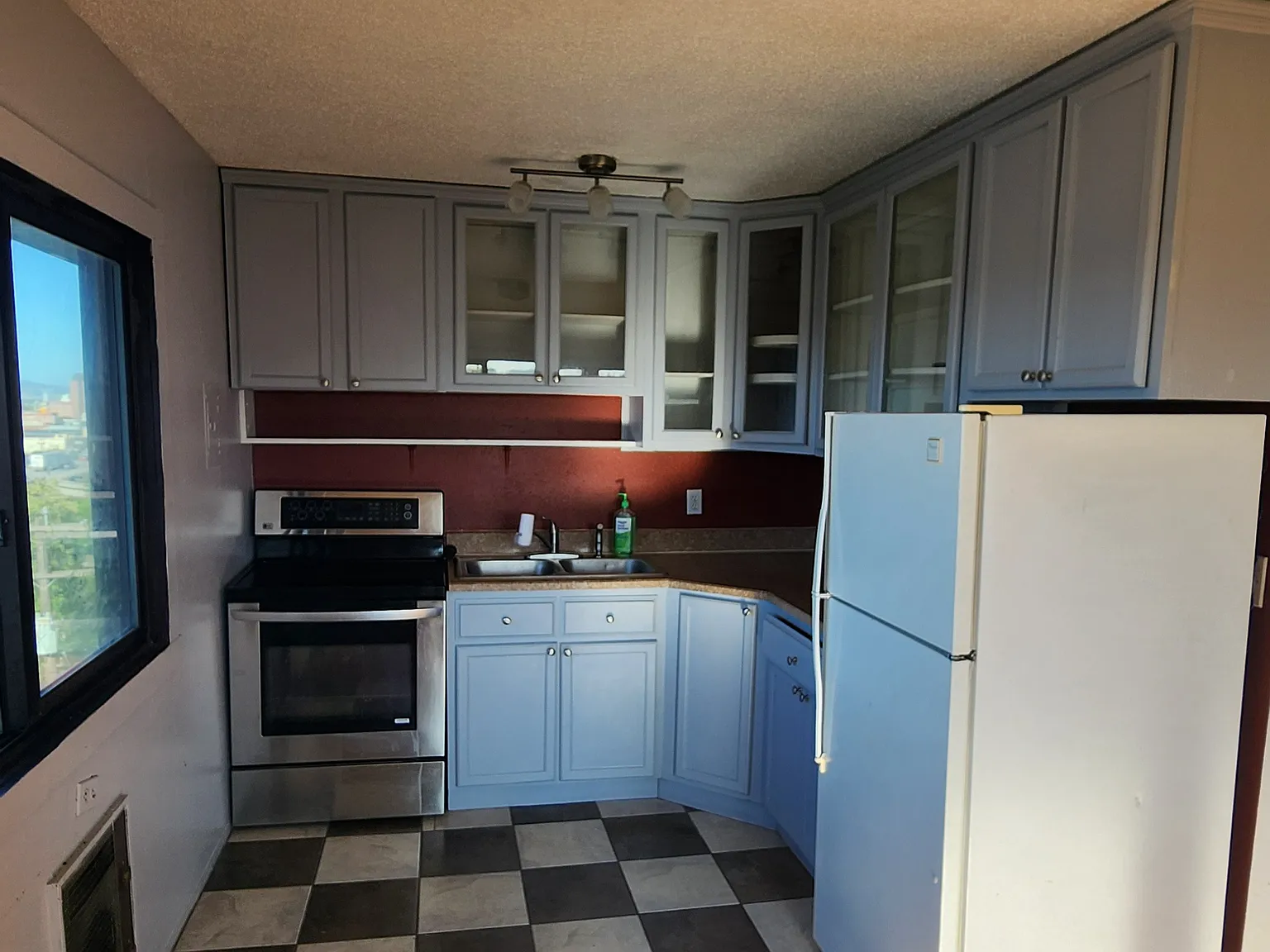 1 bed, 700 sqft, $1,250 — Photo 4