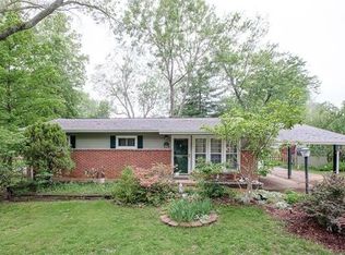 1011 Banyon Dr, Saint Louis, MO