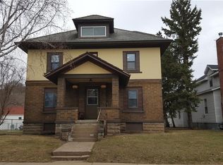 1015 S Barstow St #1-2, Eau Claire, WI 54701
