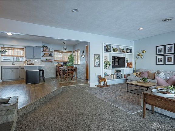 2nd image of 3663 Cedarwood Ln