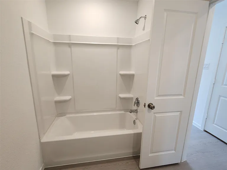 929 Capracotta Dr — Photo 18