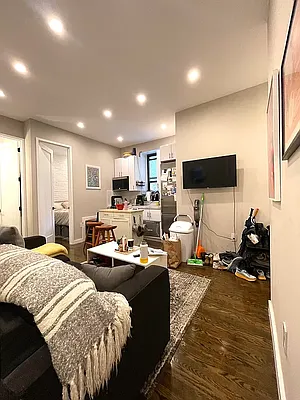 Rented by Douglas Elliman | media 6