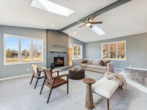 1616 Todd Ct, Hastings, MN 55033