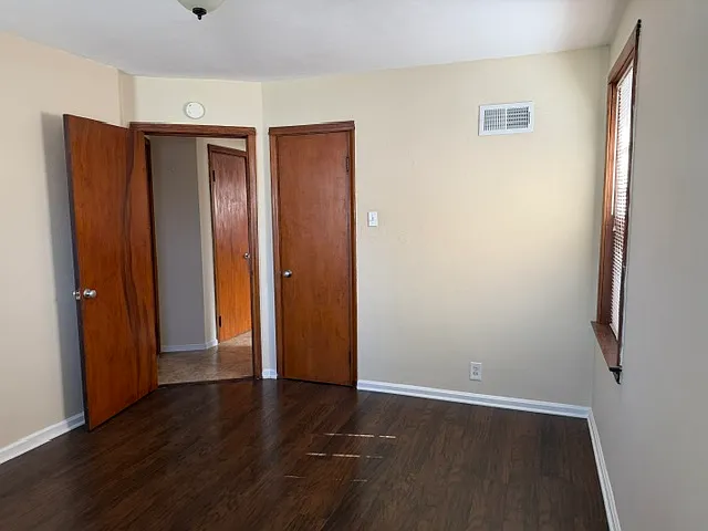 5493 Loughborough Ave — Photo 26