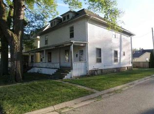 611 3rd Ave, Sterling, IL 61081