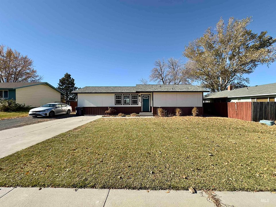 1st image of 1425 Vista Dr