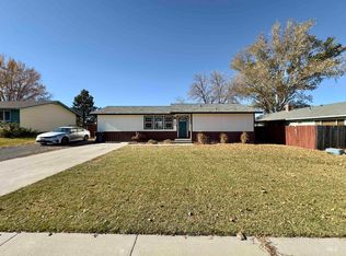 1425 Vista Dr, Gooding, ID 83330