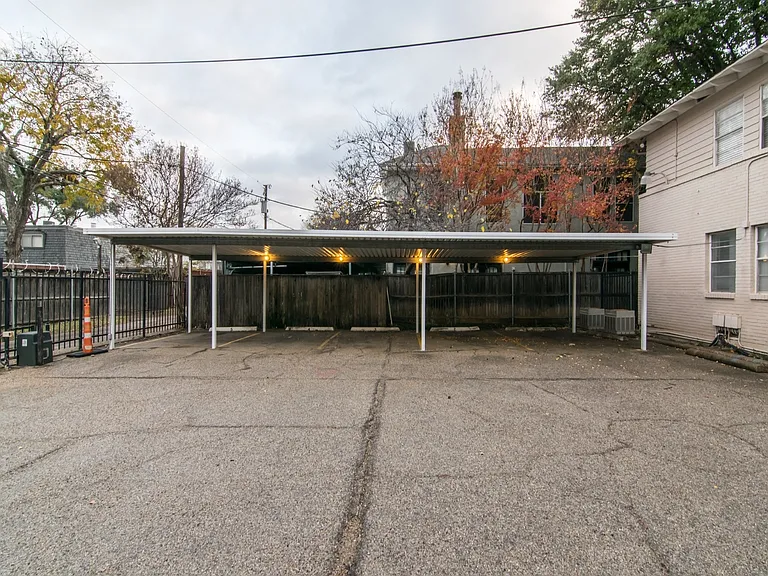 4311 Cole Ave #111 — Photo 22
