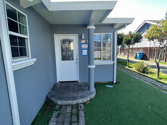 4th image of 3108 Edison Way #3108
