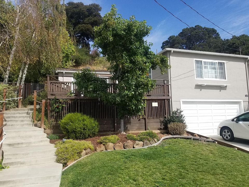 1st image of 33208 Basswood Ave