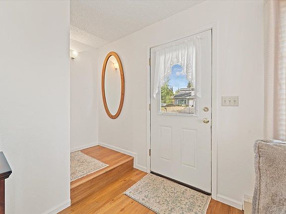2nd image of 85 Steelhead Rd
