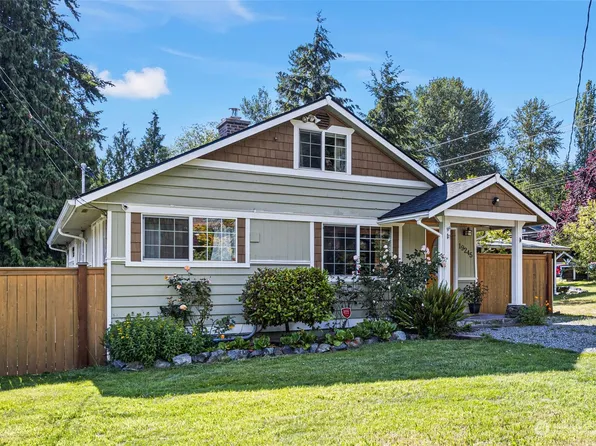 19245 75th Ave NE, Kenmore, WA 98028