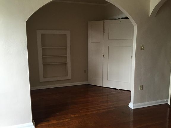 5th image of 3536 N Meridian St APT 309