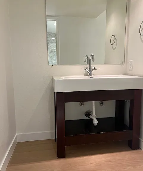 4410 N Longview Ave #220 — Photo 12