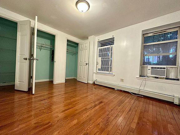 4th image of 956 Lafayette Ave #1