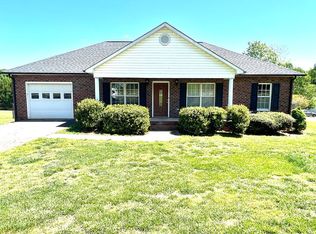 4074 C & B Farm Rd, Conover, NC 28613