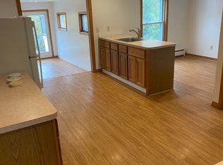 10 Beach St #2, Buzzards Bay, MA 02532