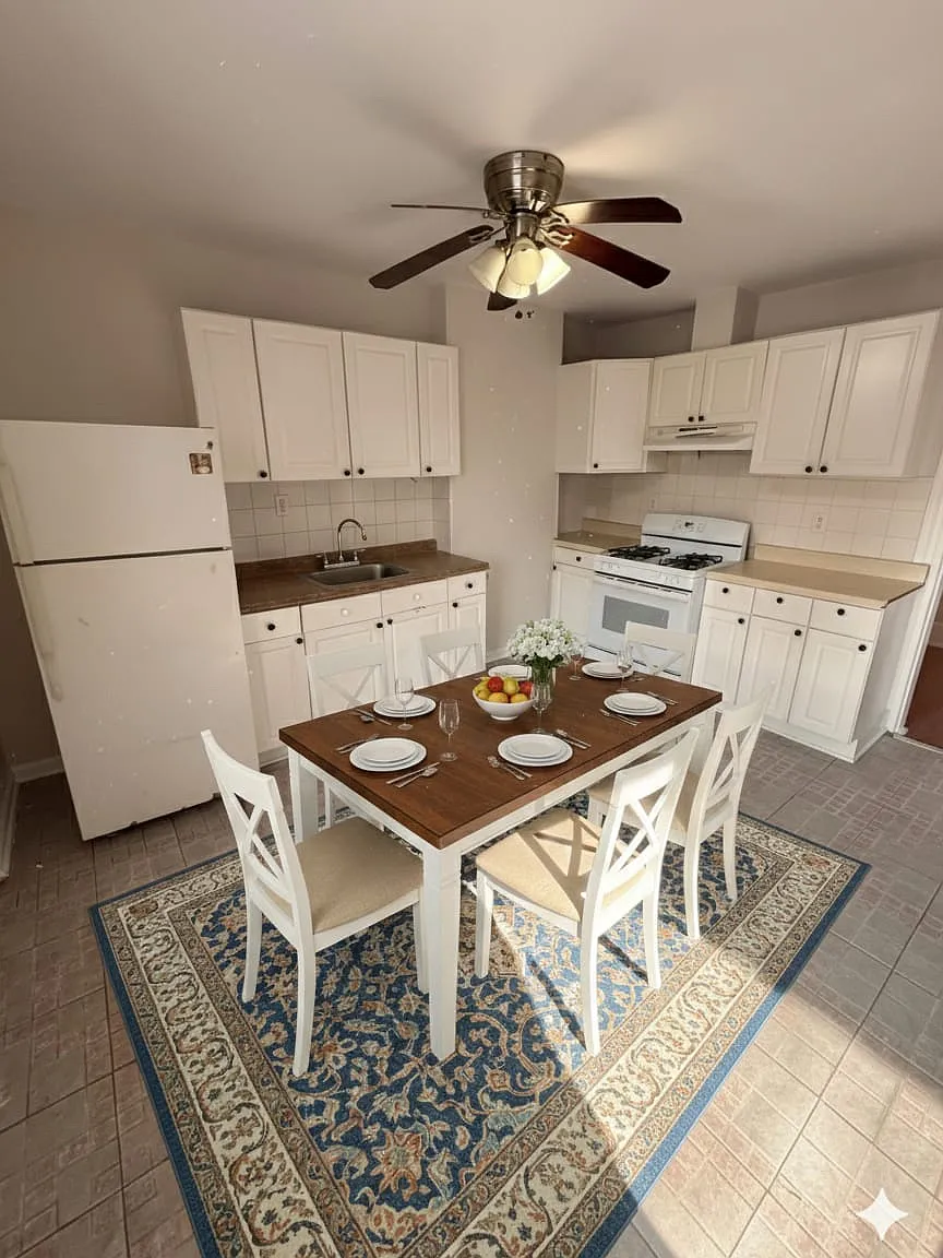 3 bed, $2,075 — Photo 2