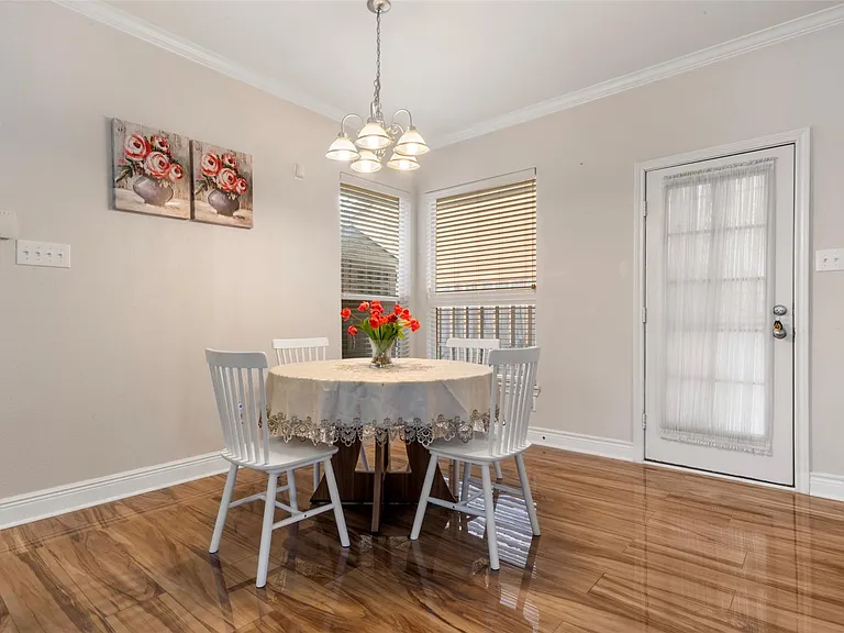 7138 Sun Village Dr — Photo 11