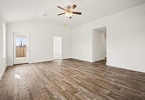 5th image of 332 Bryan Way
